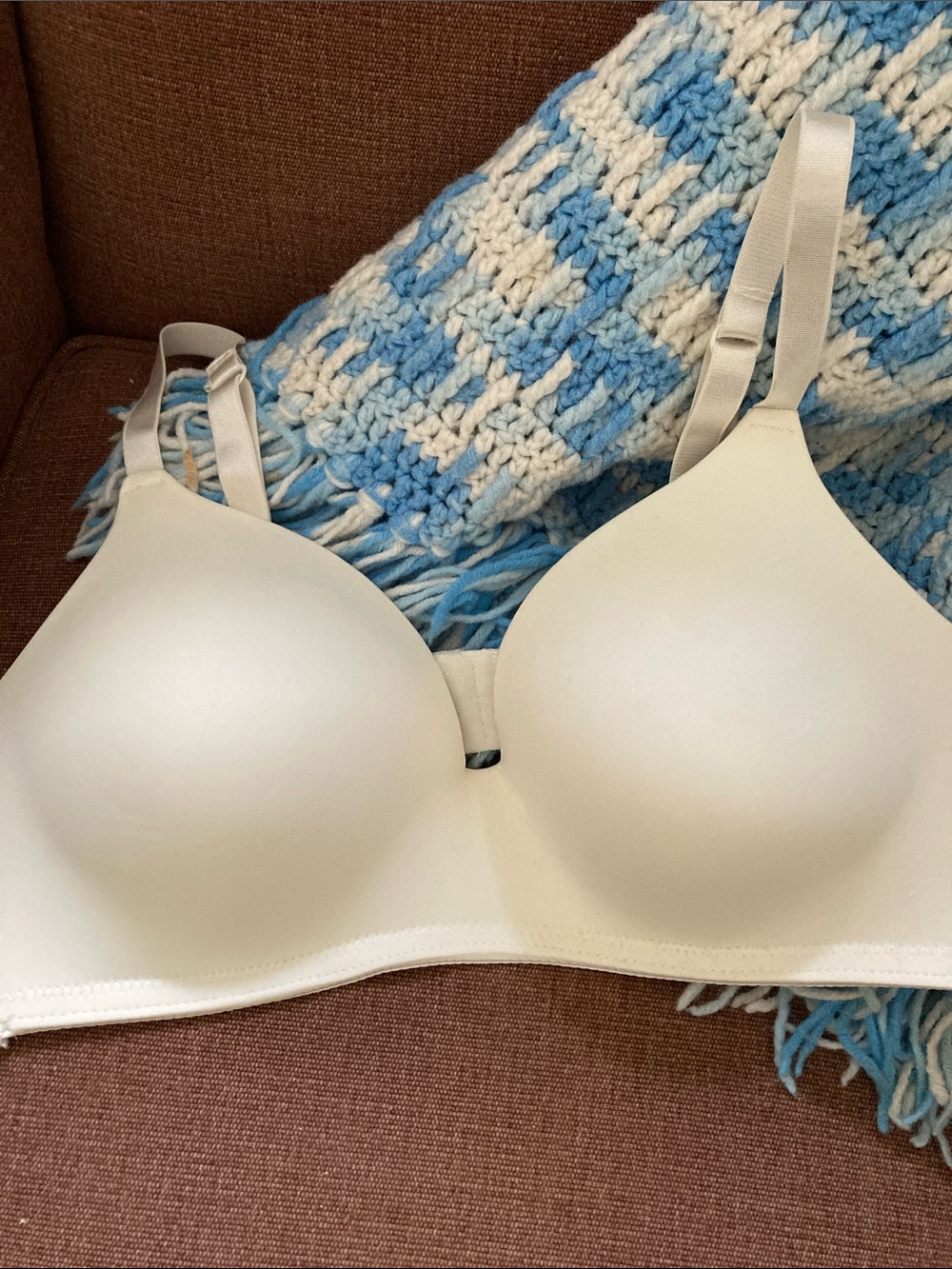 New w/out Tags Parisian Bra 40C